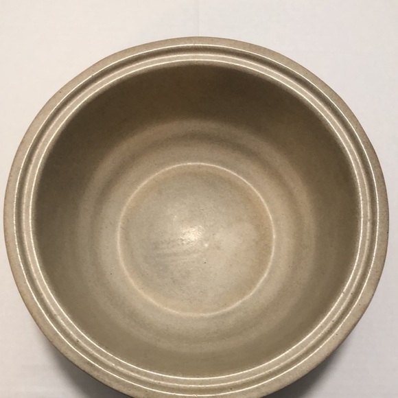 Haeger vintage pottery mixing bowl #8231 made in the USA with 2 green designs - Picture 9 of 9